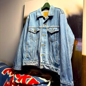 Vintage Levi’s orange tab Jean jacket L